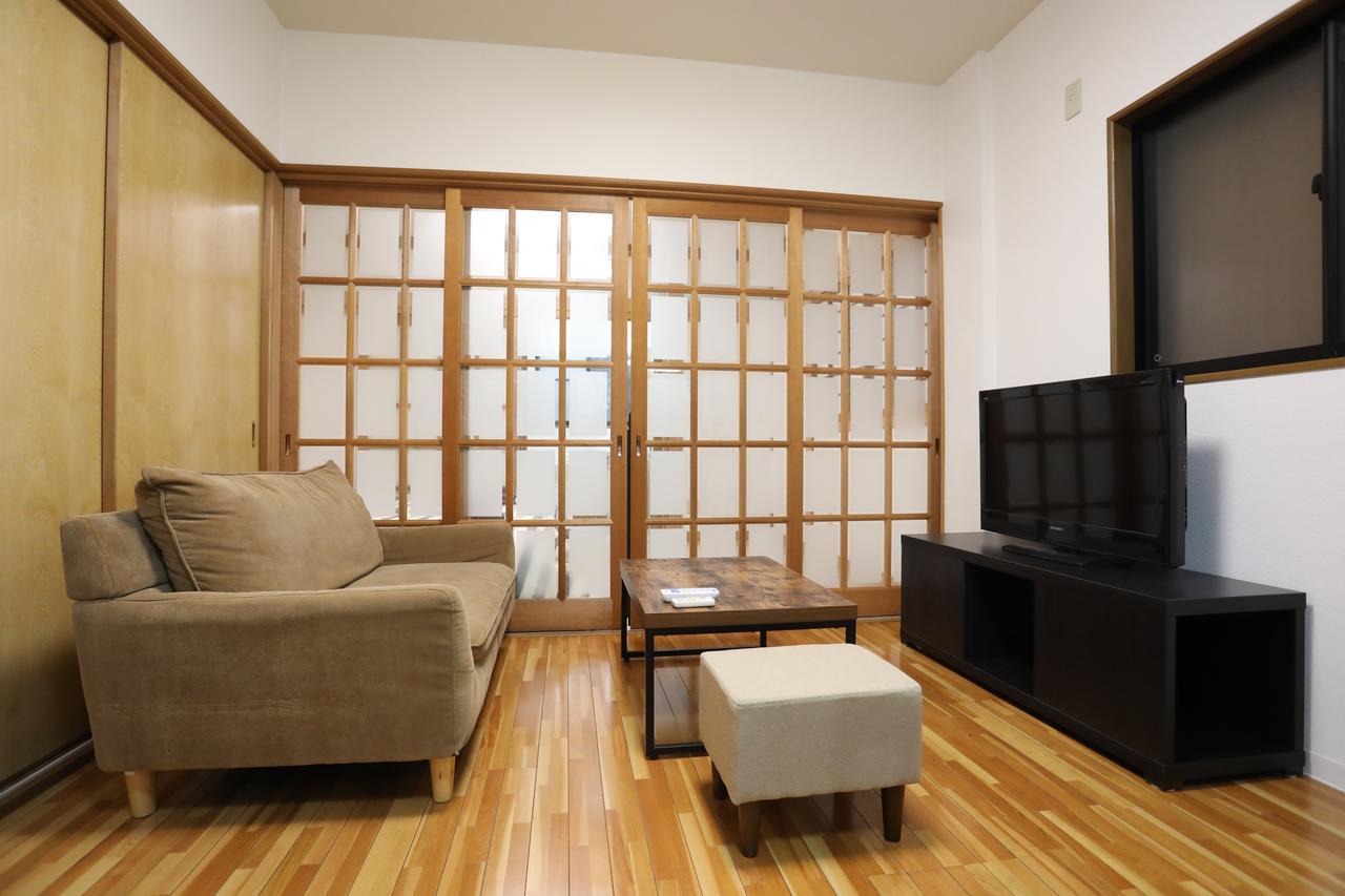 Hostal Yamanoyado TSURU Osaka Exterior foto
