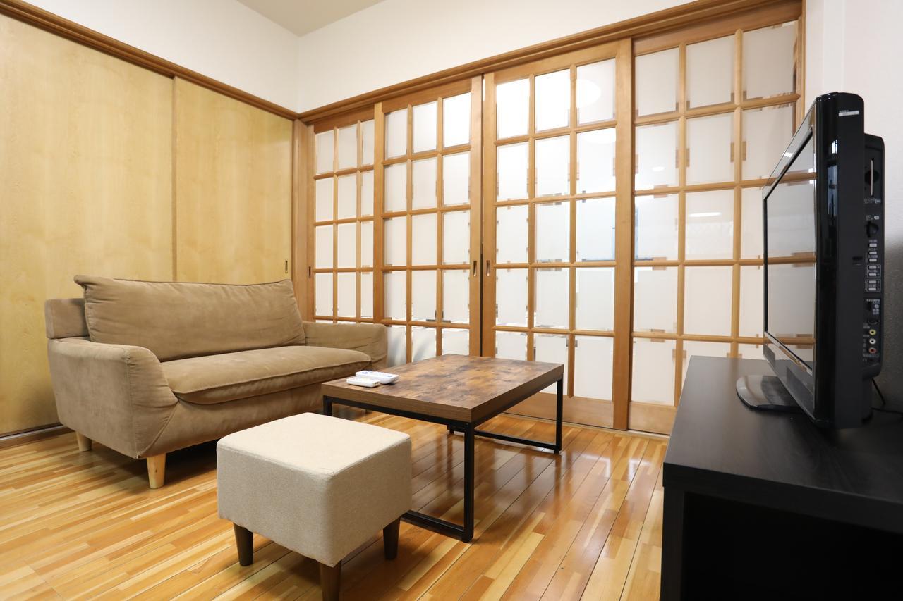 Hostal Yamanoyado TSURU Osaka Exterior foto
